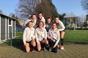 Die Faustball-Frauen konnten zu Hause einen wichtigen Sieg feiern. Foto: Hodel
