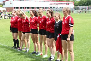 Einen Sieg und eine Niederlage gab es für die TSV-Faustballerinnen am Wochenende. Foto: Hodel