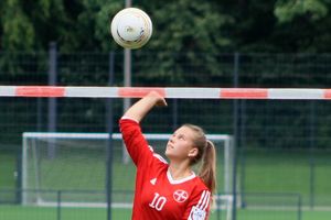 Die Faustball-Frauen hatten am Wochenende wenig zu lachen. Foto: Sagert